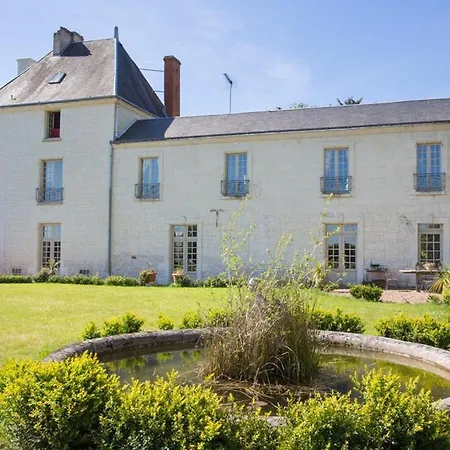 Le Coudray-macouard Sleeps 8 Wifi