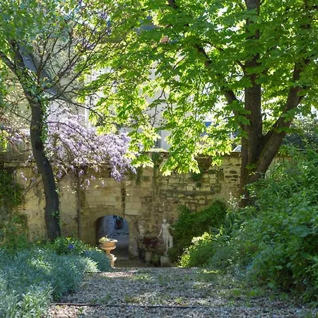 Villa Le Coudray-macouard Sleeps 8 Wifi
