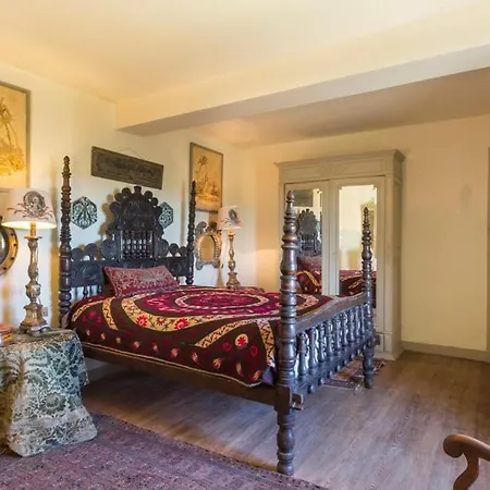 Villa Le Coudray-macouard Sleeps 8 Wifi
