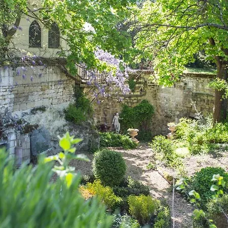 Villa Le Coudray-macouard Sleeps 8 Wifi